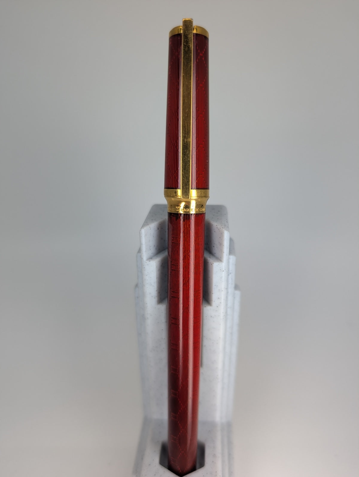 *Consignment* S.T. Dupont Montparnasse Chairman Grenat Rollerball Pen