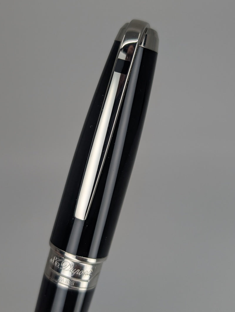 S.T. Dupont Olympio Laque De China Black & Palladium Fountain Pen 18k Gold Fine Nib