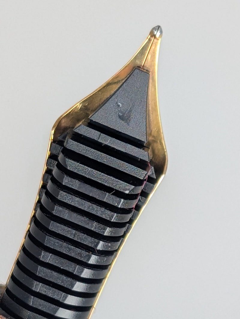 *Consignment* Sailor 1911S Mozaique Black Fountain Pen 21k Gold H-M Nib