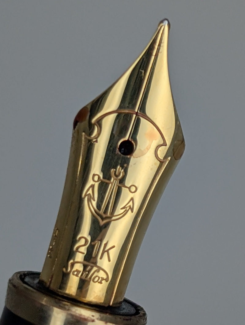 *Consignment* Sailor 1911S Mozaique Black Fountain Pen 21k Gold H-M Nib