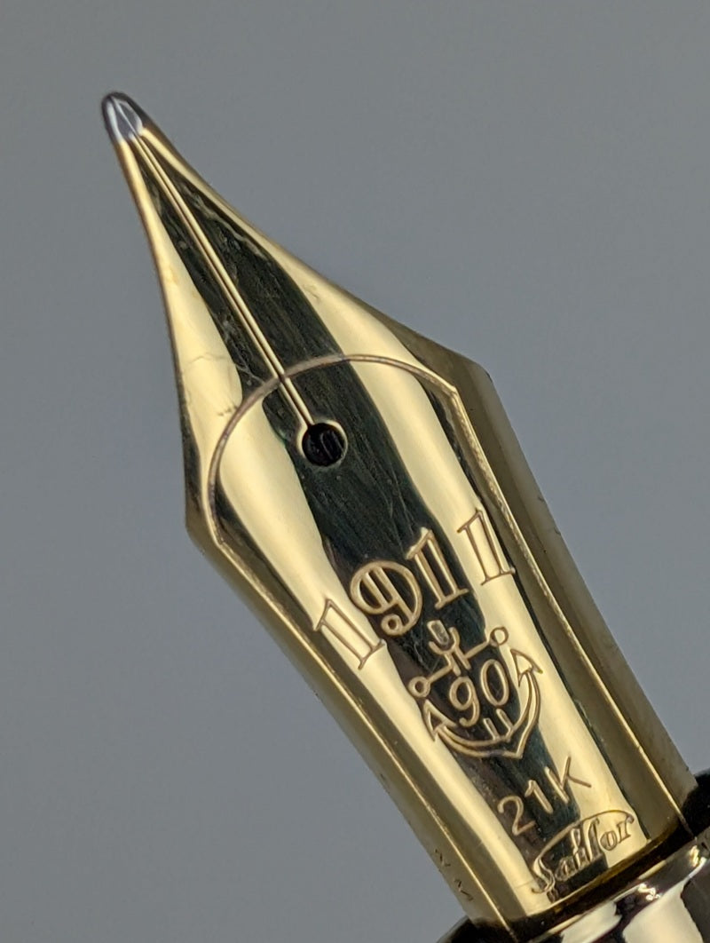 *Consignment* Sailor 90th Anniversary Mannenhitsu Doraku Light Briar Fountain Pen 21k Gold Naginata Medium Nib