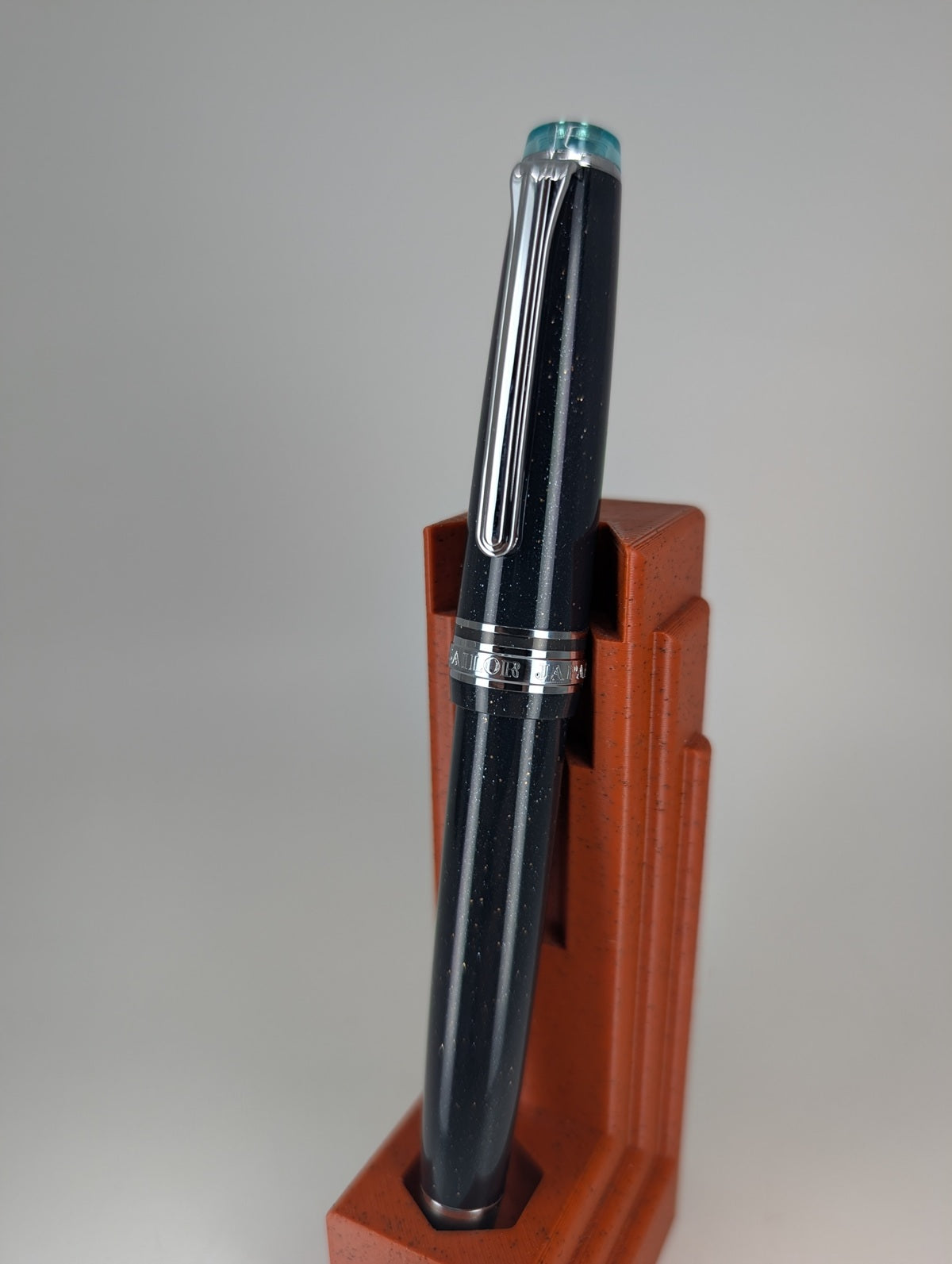 Sailor ProGear Slim Celestial Outflow Fountain Pen 14k Gold Nib
