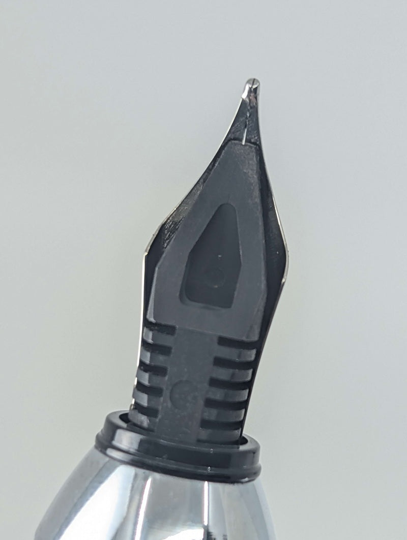 *Consignment* Sensa by Willat Fountain Pen