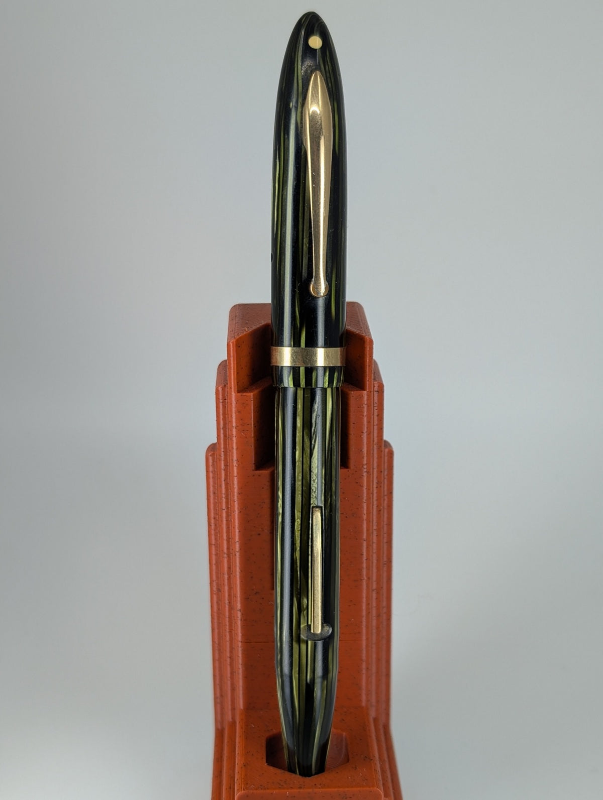*Consignment* Sheaffer Lifetime Green Striped Fountain Pen Steel Extra Fine Nib