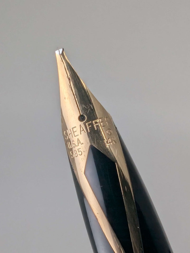 *Consignment* Sheaffer USA Gold Electroplated Vintage Fountain Pen 14k Nib / Rollerball Pen Set