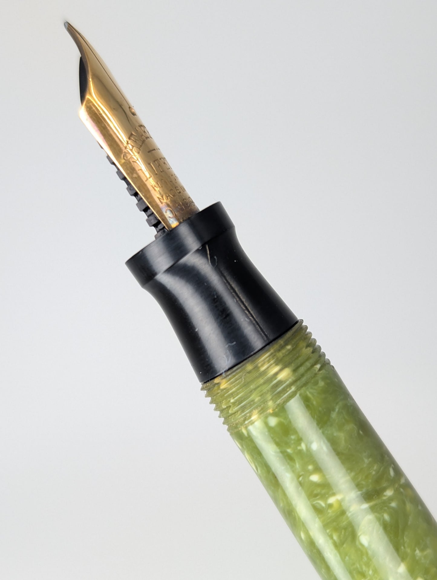 *Consignment* Sheaffer 1920's Flat Top Jade Fountain Pen Steel Fine Nib
