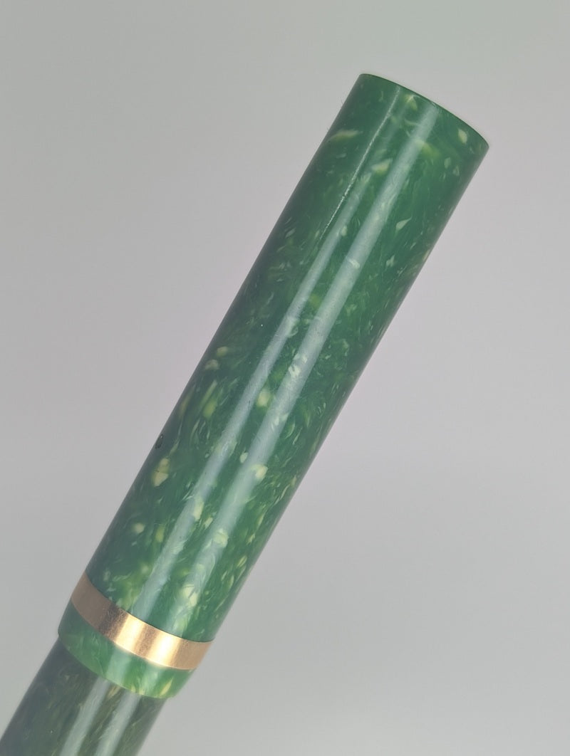 *Consignment* Vintage Sheaffer Senior "Flat top" Jade Lever Fill Fountain Pen