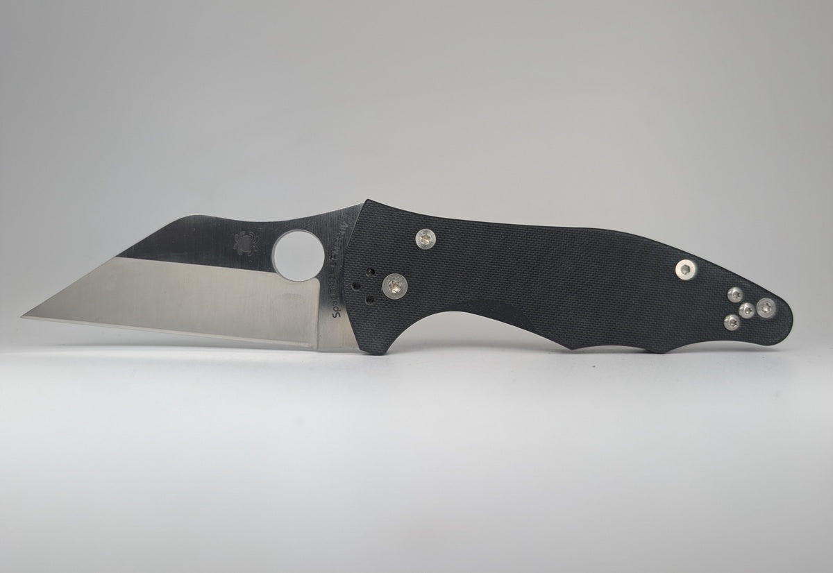 *Consignment* Spyderco Yojimbo 2 Black S30V Compression Lock Folding Knife