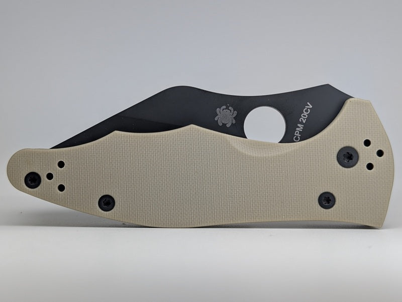 *Consignment* Spyderco Yojimbo 2 Black / Tan Compression Lock Folding Knife