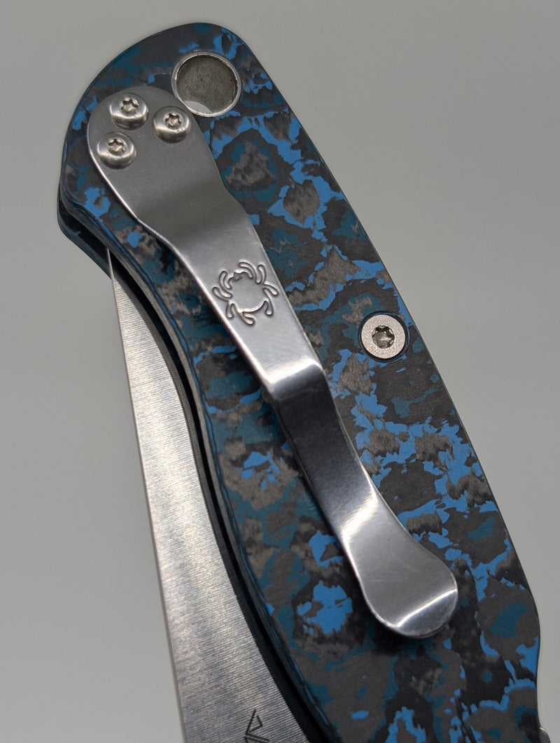 *Consignment* Spyderco x Smokey Mountain Knives Exclusive Para Military 2 Arctic Storm Compression Lock Folding Knife
