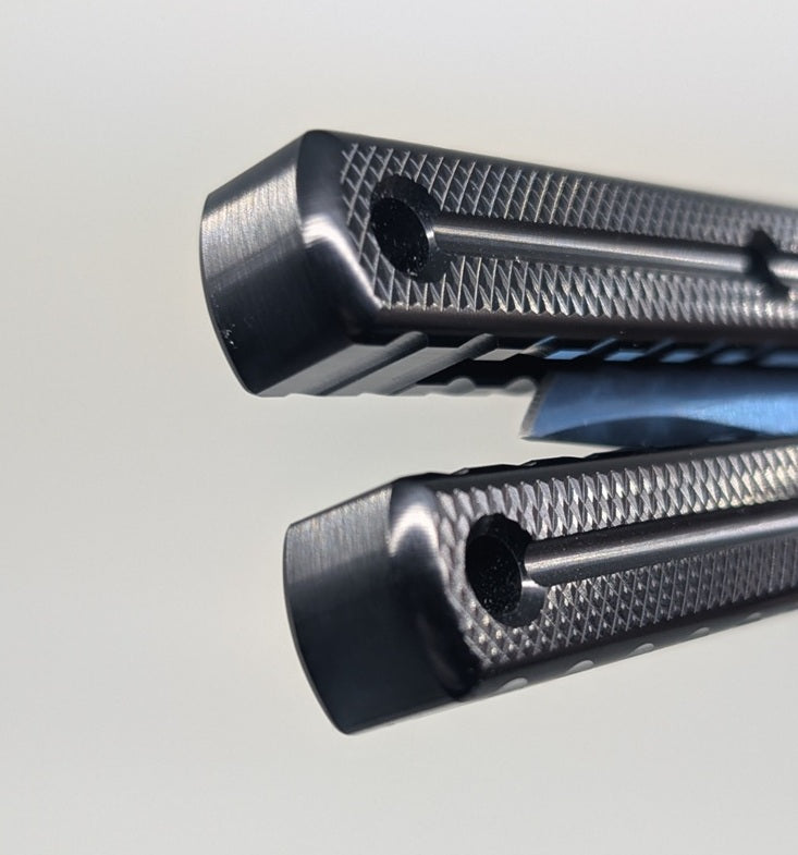 *Consignment* Squid Industries Krake Raken V3 Sapphire Bowie Black Live Blade Balisong