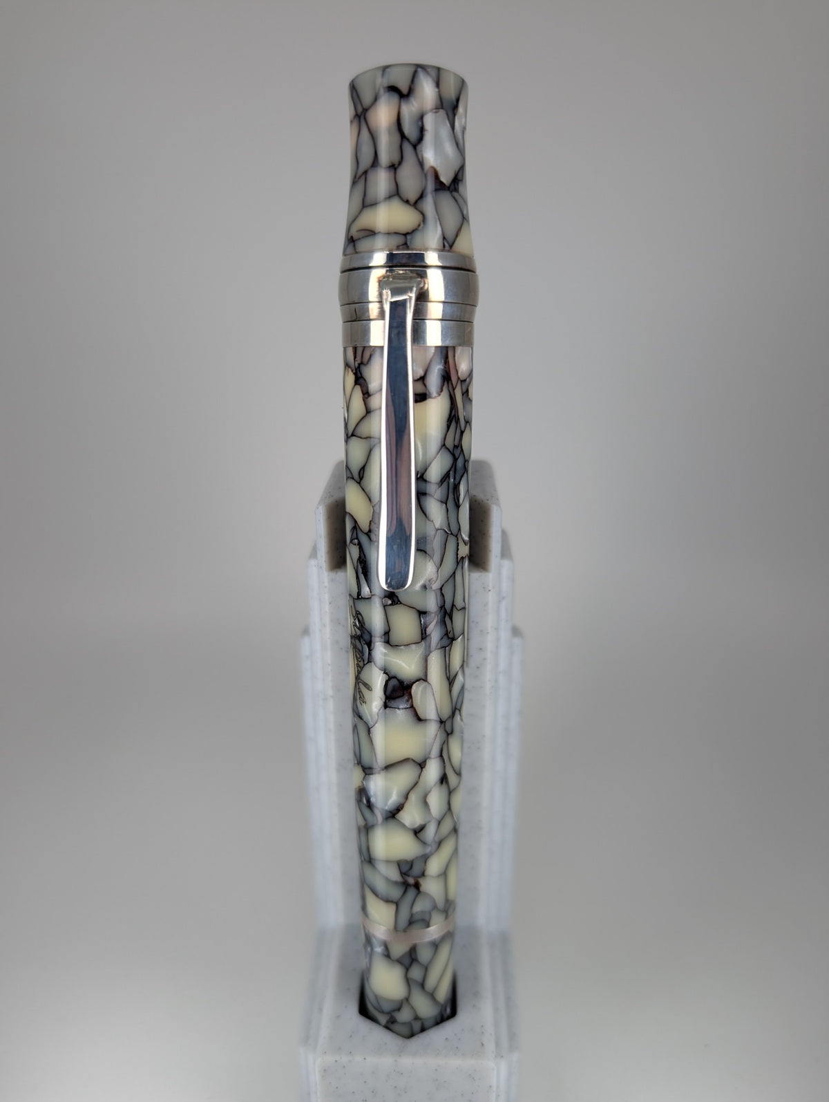 *Consignment* Stipula Leonardo DaVinci Cracked Ice Capless Fountain Pen