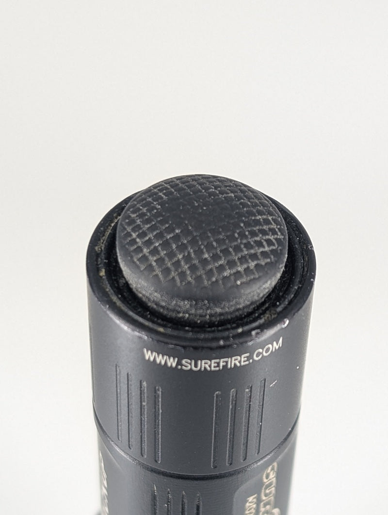 *Consignment* Surefire Backup Dual-Output LED Flashlight
