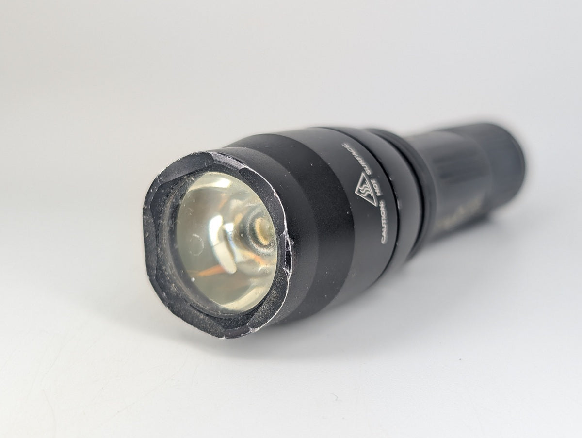 *Consignment* Surefire Backup Dual-Output LED Flashlight