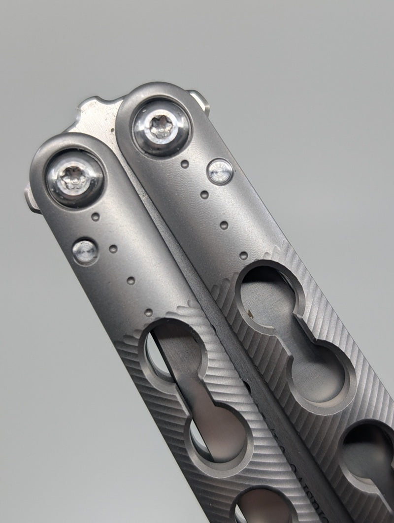 TOA Sovereign Class SLD - Magic Atlanta Blade Show Exclusive Titanium Live Balisong
