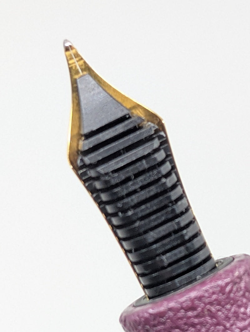 *Consignment* Taccia Kanshitsu Urushi Purple Fountain Pen 14k Gold Hard Broad (Sailor) Nib