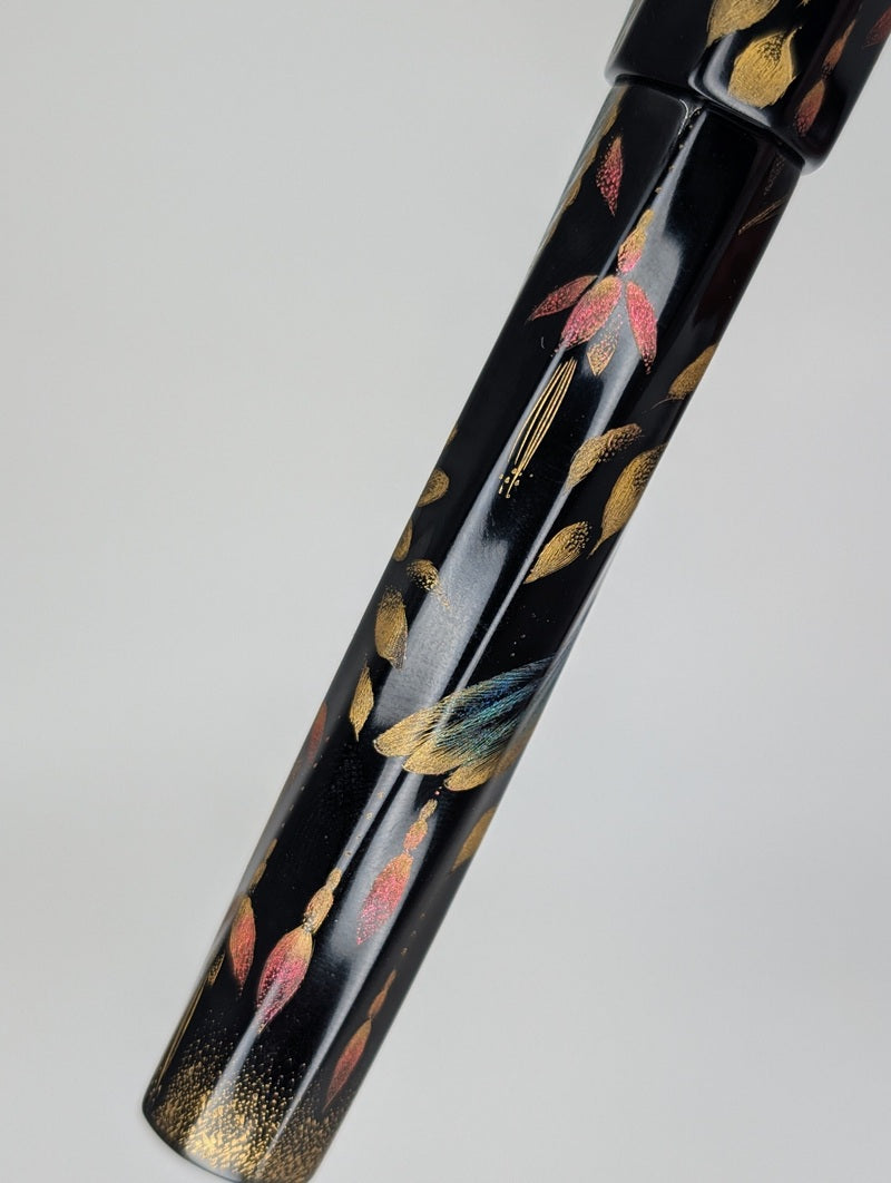 *Consignment* Taccia Palisades Octagonal Chinkin Hummingbird Fountain Pen 18kt Gold Medium Nib