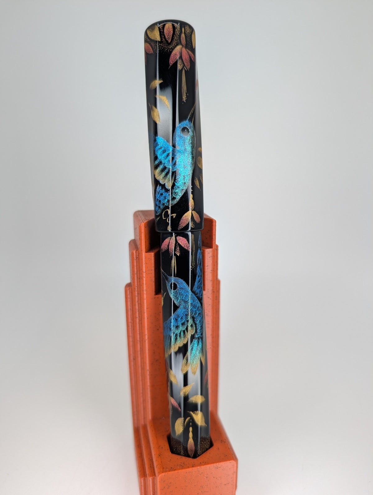 *Consignment* Taccia Palisades Octagonal Chinkin Hummingbird Fountain Pen 18kt Gold Medium Nib