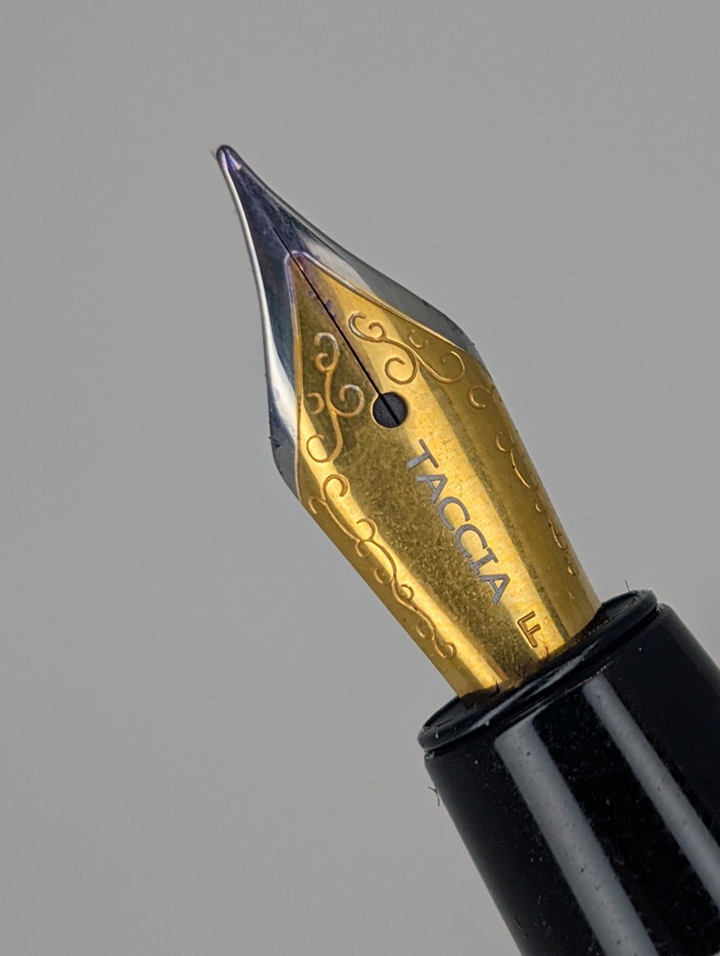 *Consignment* Taccia Savanna Beige Brown Fountain Pen Fine Nib