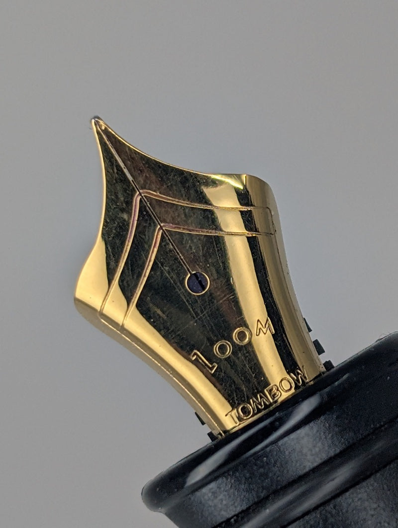 *Consignment* Tombow Zoom 828 Fountain Pen