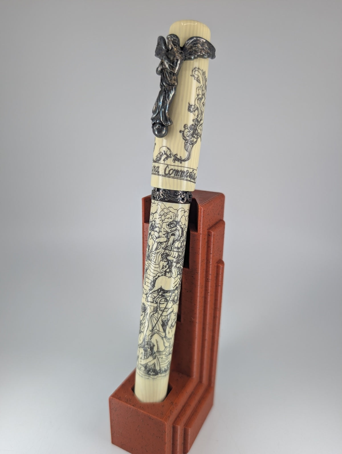 *Consignment* Visconti La Divina Commedia Limited Edition Fountain Pen 18k Gold Medium Nib #128 of 388