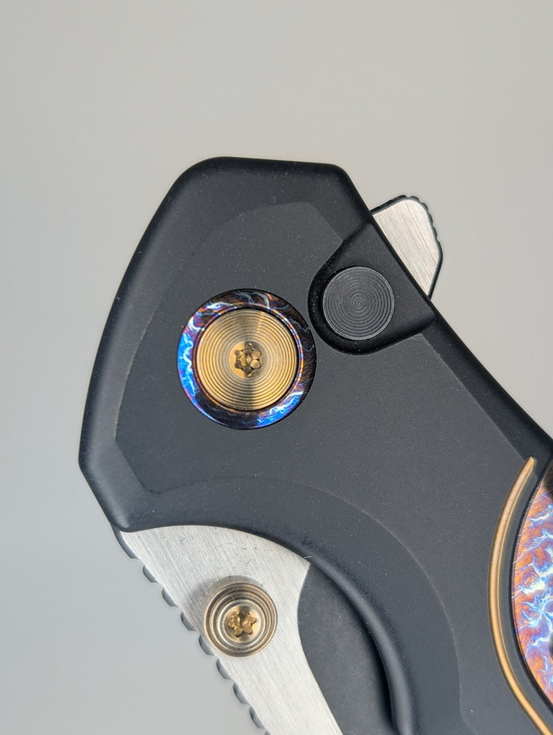 *Consignment* WE KNIFE Ziffius Button Lock Folding Knife