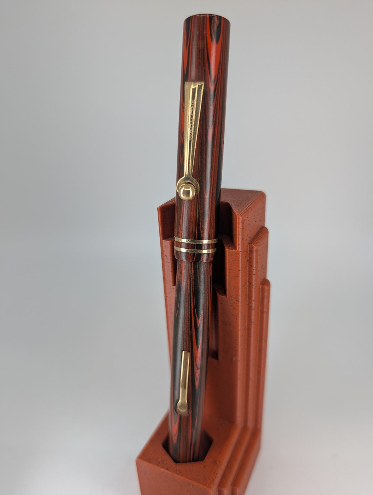 *Consignment* Eversharp Red Ebonite Fountain Pen 14k #2 Signature Nib
