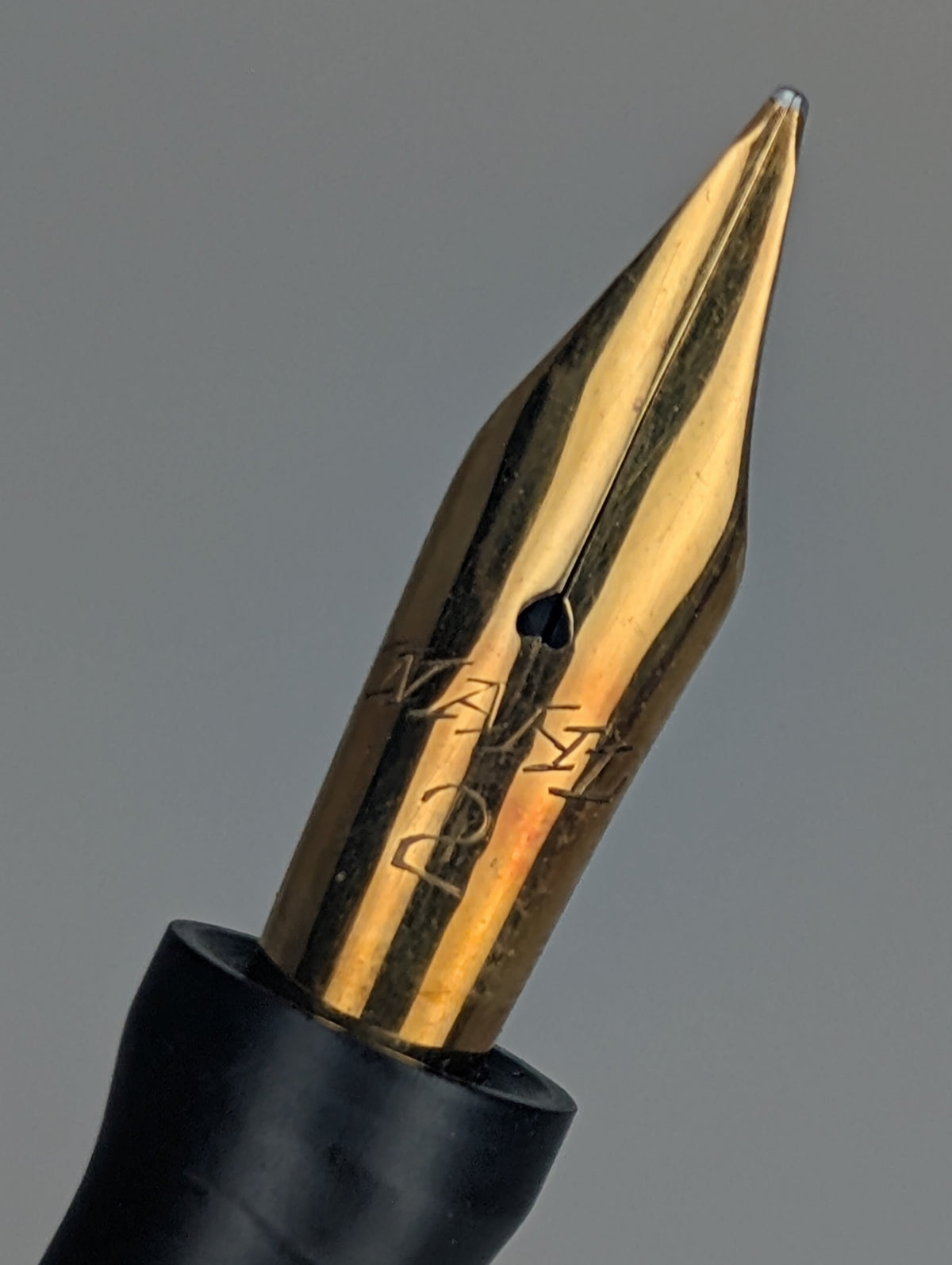*Consignment* Wahl Eversharp Red Wood Grain Ebonite Pendant Fountain Pen #2 Flex Nib