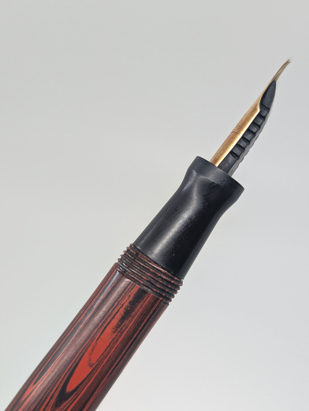 *Consignment* Wahl Eversharp Red Wood Grain Ebonite Pendant Fountain Pen #2 Flex Nib
