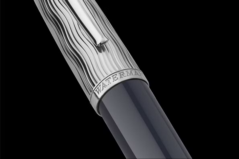 Waterman Carene Essence of Blue Fountain Pen 18k Gold Fine Nib