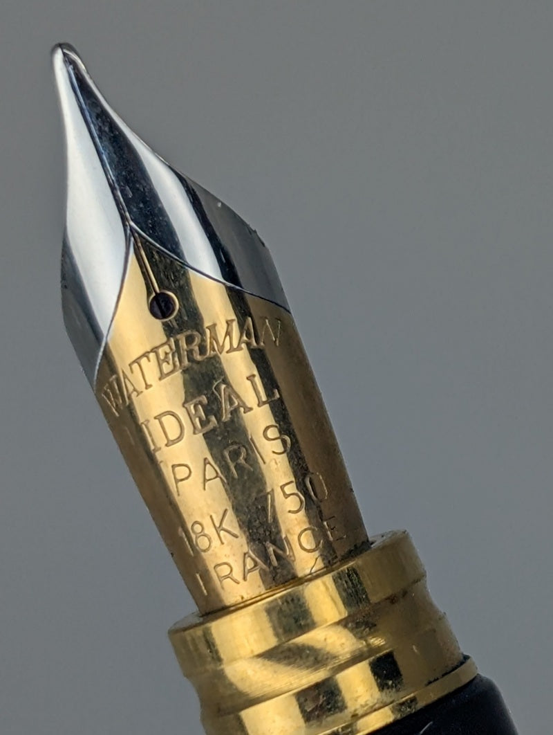 *Consignment* Waterman Ideal Black / Gold Fountain Pen 18k Gold Medium Nib