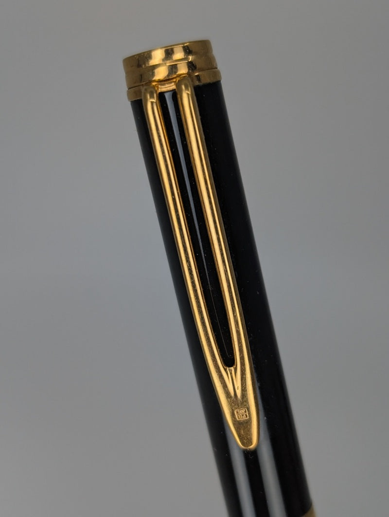 *Consignment* Waterman Ideal Black / Gold Fountain Pen 18k Gold Fine Nib