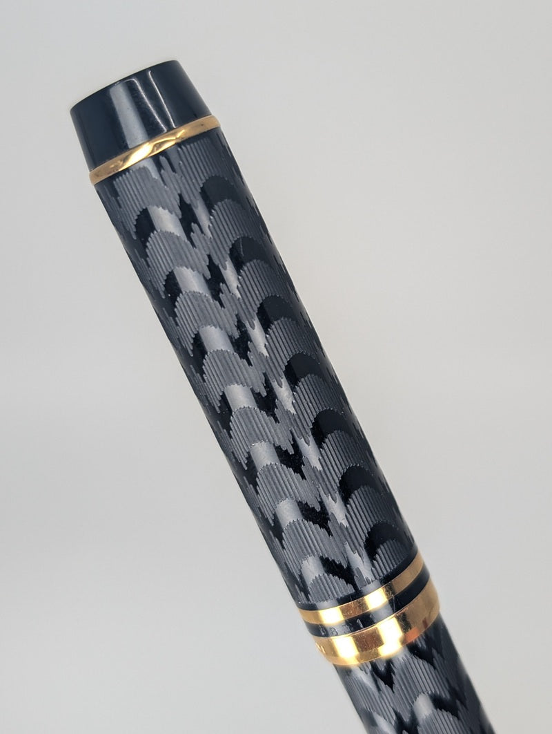 *Consignment* Waterman Le Man 100 Opera Fountain Pen 18k Gold Medium Nib