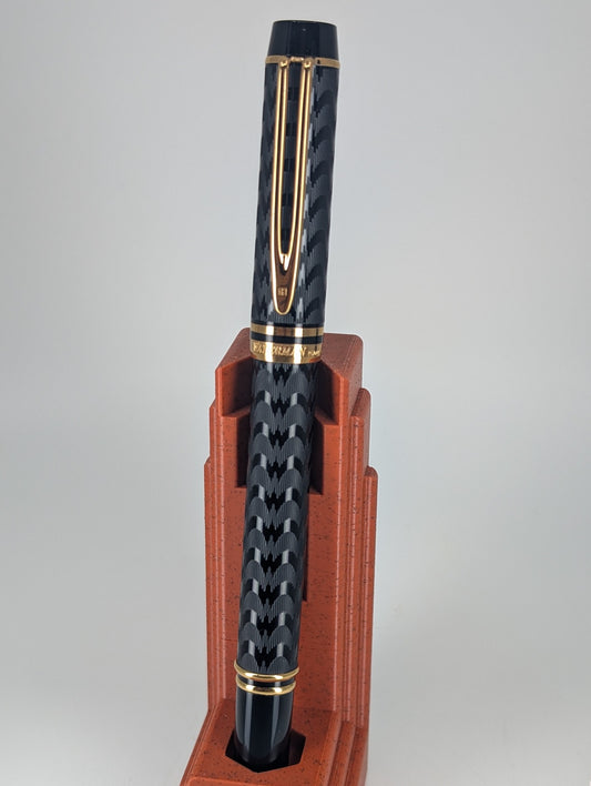 *Consignment* Waterman Le Man 100 Opera Fountain Pen 18k Gold Medium Nib