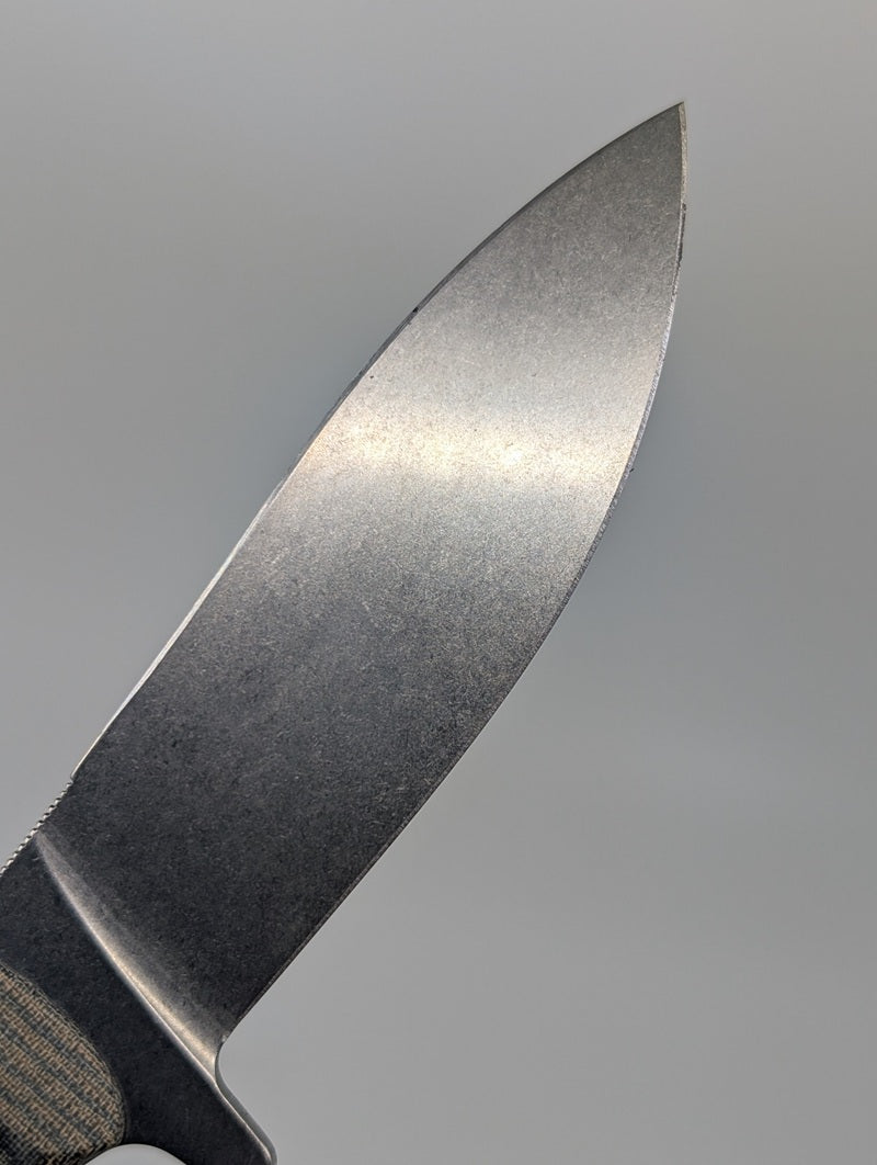 *Consignment* White River Sendero Pack Black / Olive Drab Linen Micarta Fixed Blade Knife