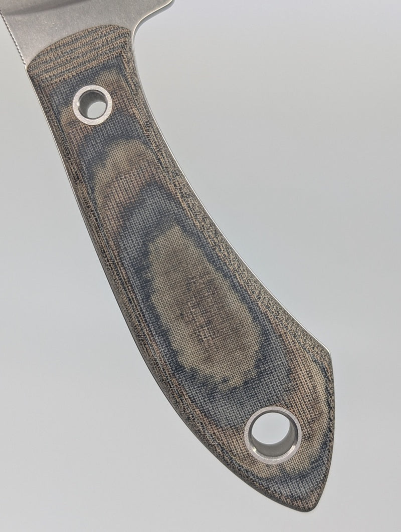*Consignment* White River Sendero Pack Black / Olive Drab Linen Micarta Fixed Blade Knife