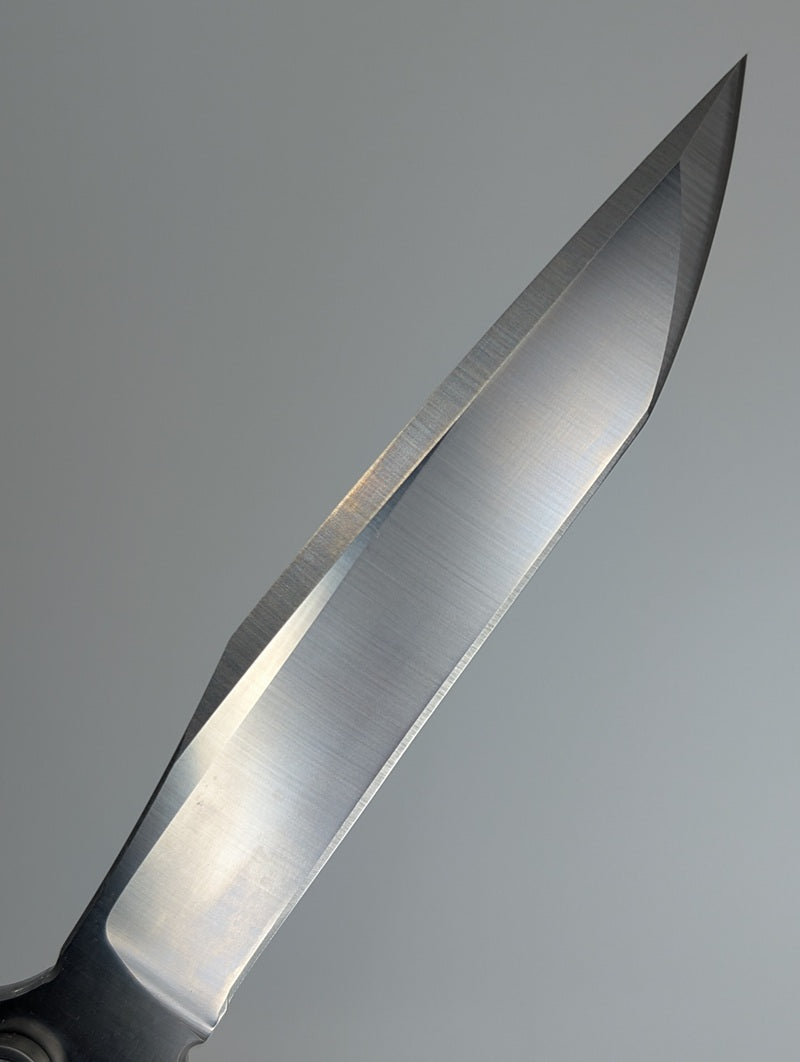 Woulf Designs Omen Live Blade Balisong