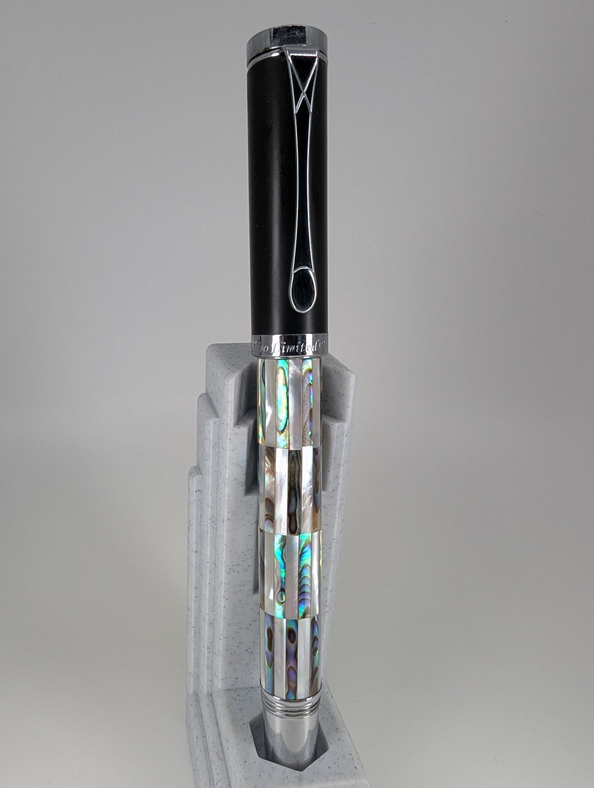 Xezo-Abalone-Mother-of-Pearl-Fountain-Pen-Standing