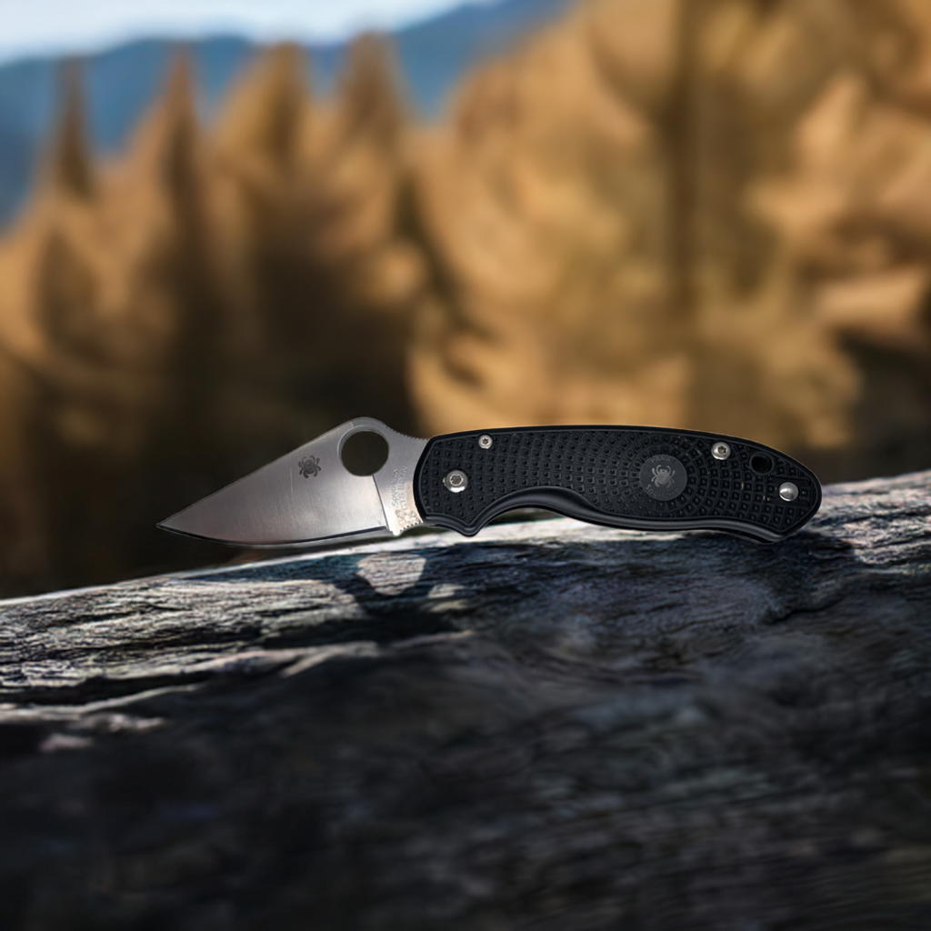 *Consignment* Spyderco Para 3 Black Folding Knife